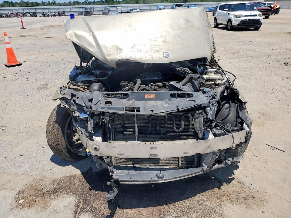 2011 Mercedes-benz C-klasse VIN WDDGF5EB7BR135226 COPART salvage auction — ALL OVER, Sc - Cert Of Title-Salvage, sold $325 on 2026-07-13 (photo 5)