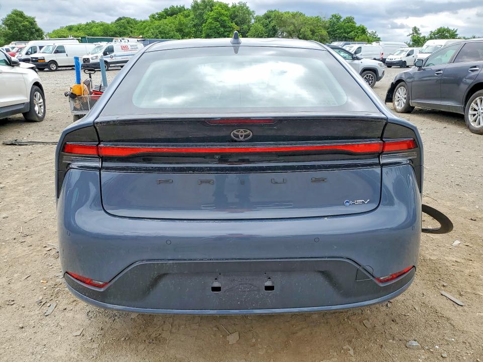 2025 Toyota VIN JTDACAAU4S3050369 COPART salvage auction — SIDE, Fl - Certificate Of Destruction, sold $14,100 on 2026-07-27 (photo 6)