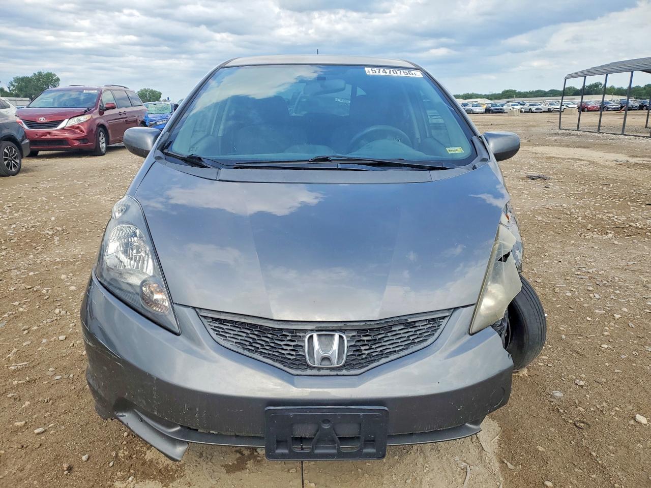 2013 Honda Fit VIN JHMGE8H34DC021112 COPART salvage auction — Front End, KS - CERT OF TITLE-SALVAGE, sold $525 on 2026-07-09 (photo 5)
