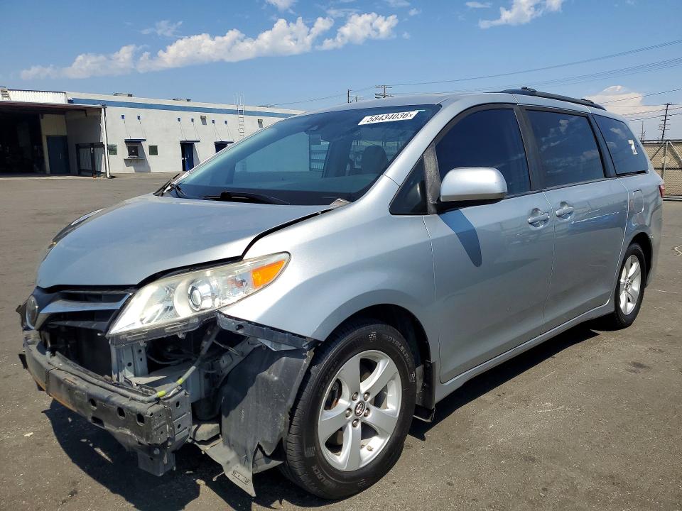 2019 Toyota Sienna VIN 5TDKZ3DC7KS998961 COPART salvage auction — FRONT END, Ca - Salvage Certificate, sold $5,500 on 2026-07-27 (photo 1)