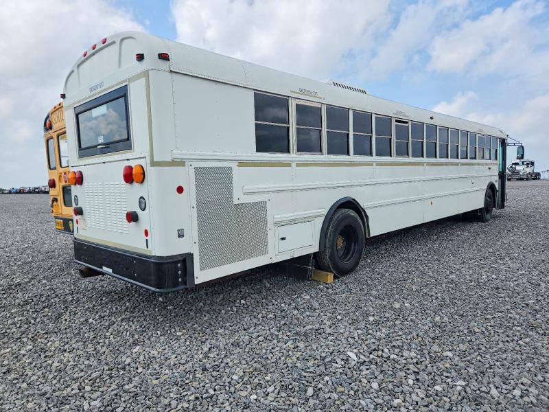 2016 Ic corporation 3000 VIN 4DRBXAAN0GB201637 COPART salvage auction — REAR END, VA - CERTIFICATE OF TITLE, sold $7,100 on 2026-07-30 (photo 4)