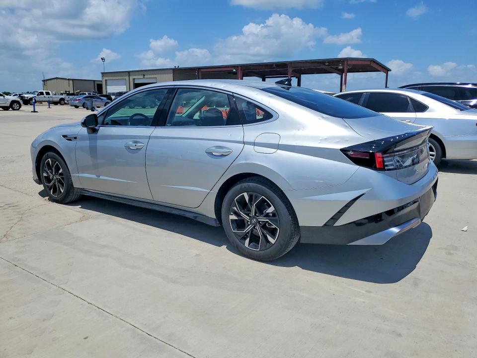 2025 Hyundai Sonata VIN KMHL64JA7SA485627 COPART salvage auction — HAIL, Tx - Certificate Of Title, sold $7,100 on 2026-07-23 (photo 2)