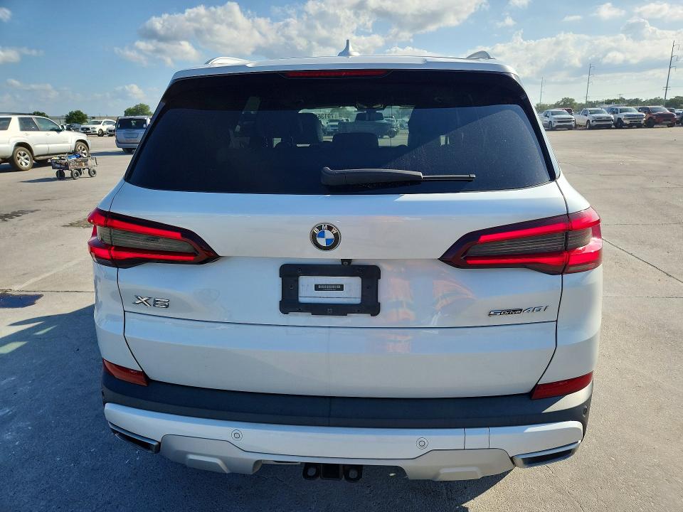 2022 BMW X5 VIN 5UXCR4C04N9J24232 COPART salvage auction — WATER/FLOOD, La - Cert Of Title-Salvage Flood, sold $300 on 2026-07-29 (photo 6)