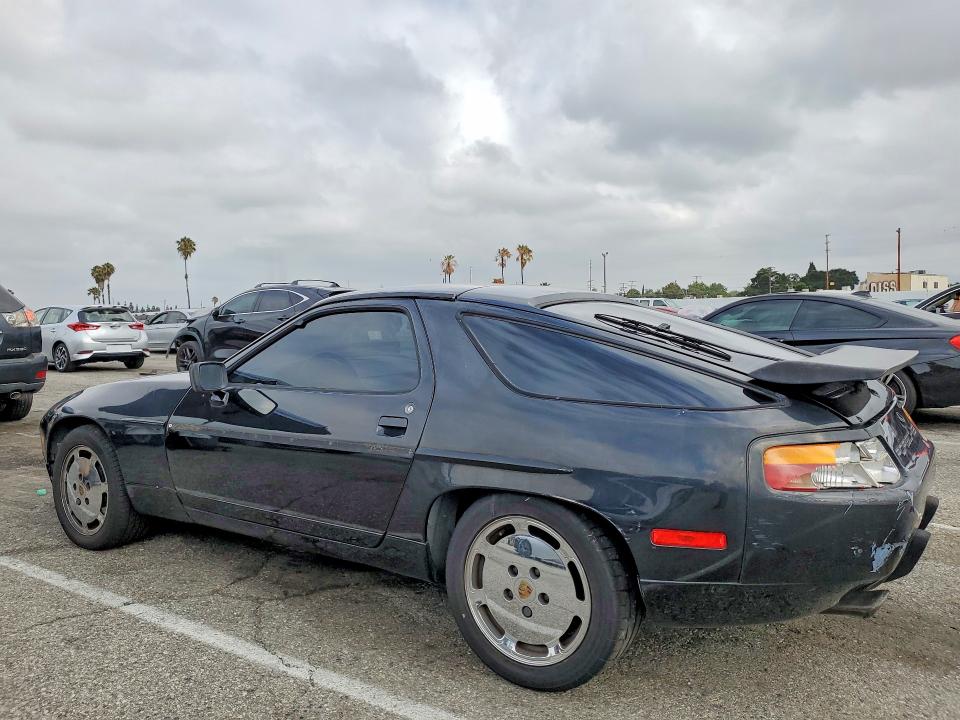 1988 Porsche 928 VIN WP0JB0926JS860462 COPART salvage auction — REAR END, Ca - Dis/Dlr/Exp Only Clean Title (P), sold $5,100 on 2026-07-10 (photo 2)