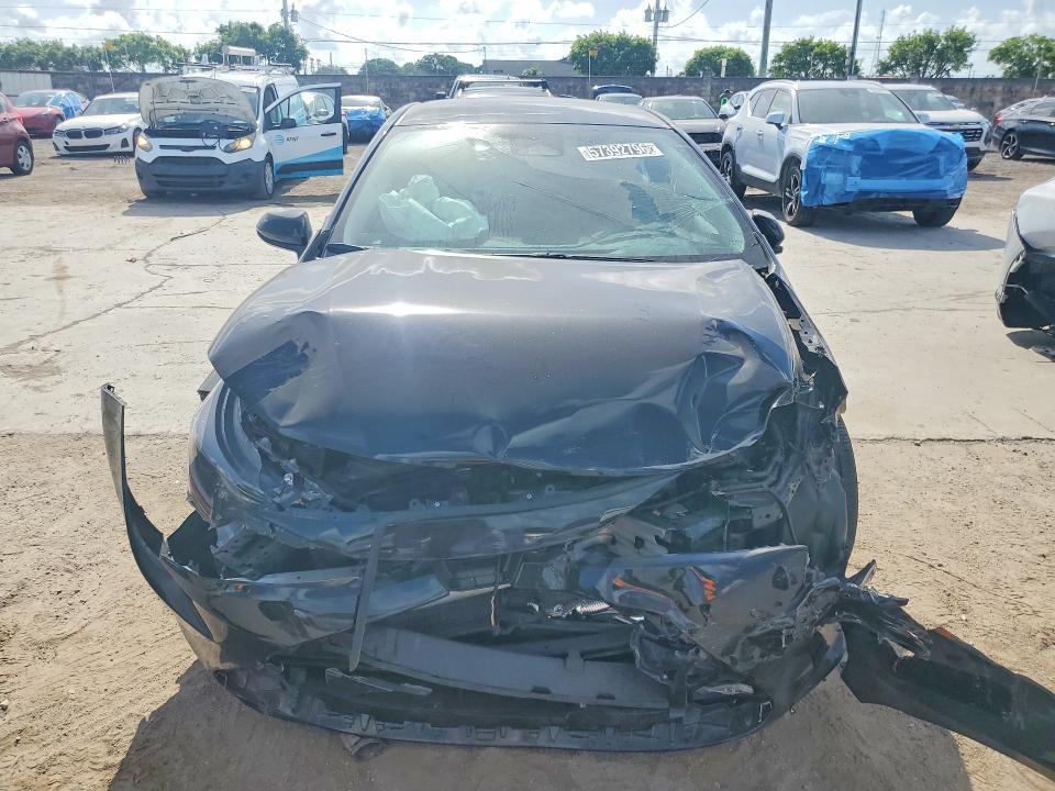 2025 Toyota Corolla VIN 5YFB4MDE1SP263312 COPART salvage auction — FRONT END, FL - CERTIFICATE OF DESTRUCTION, sold $3,900 on 2026-07-13 (photo 5)