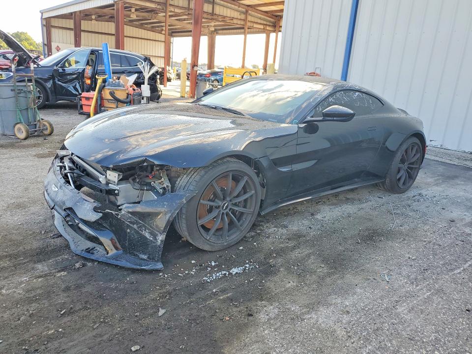 2019 Aston martin Vantage VIN SCFSMGAW6KGN01558 — COPART salvage auction photo