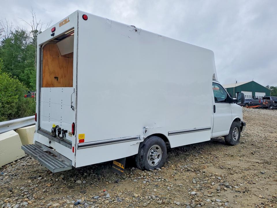 2023 Chevrolet Express 3500 VIN 1GB0GRFP3P1145899 COPART salvage auction — FRONT END, Nh - Certificate Of Title, sold $7,400 on 2026-07-14 (photo 3)