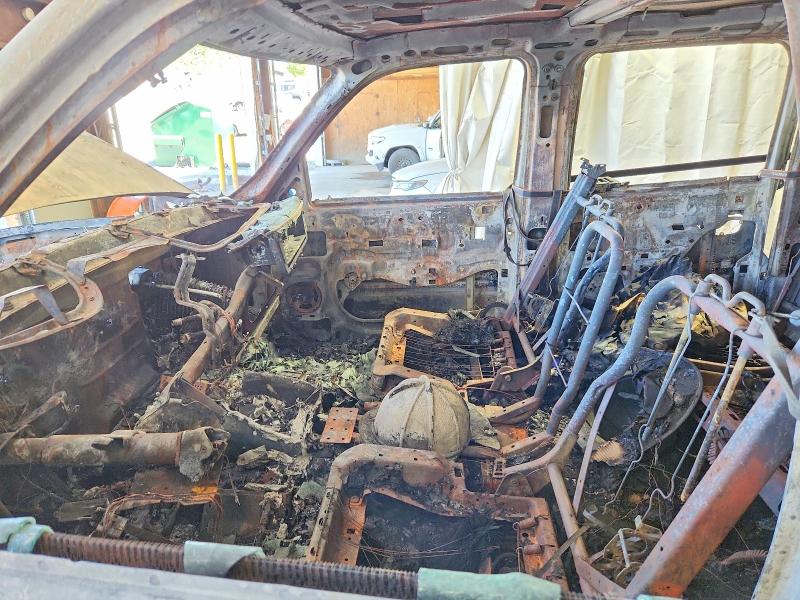 2001 Chevrolet Silverado 2500 VIN 1GCHC23U41F190307 COPART salvage auction — BURN, Pa - Certificate Of Salvage, sold $175 on 2026-07-09 (photo 7)