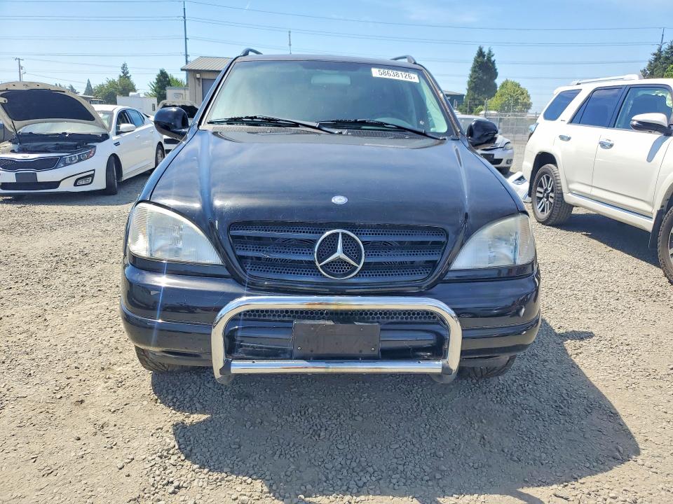 2000 Mercedes-benz M-klasse VIN 4JGAB72E2YA159622 COPART salvage auction — MINOR DENT/SCRATCHES, Or - Certificate Of Title, sold $1,050 on 2026-07-07 (photo 5)