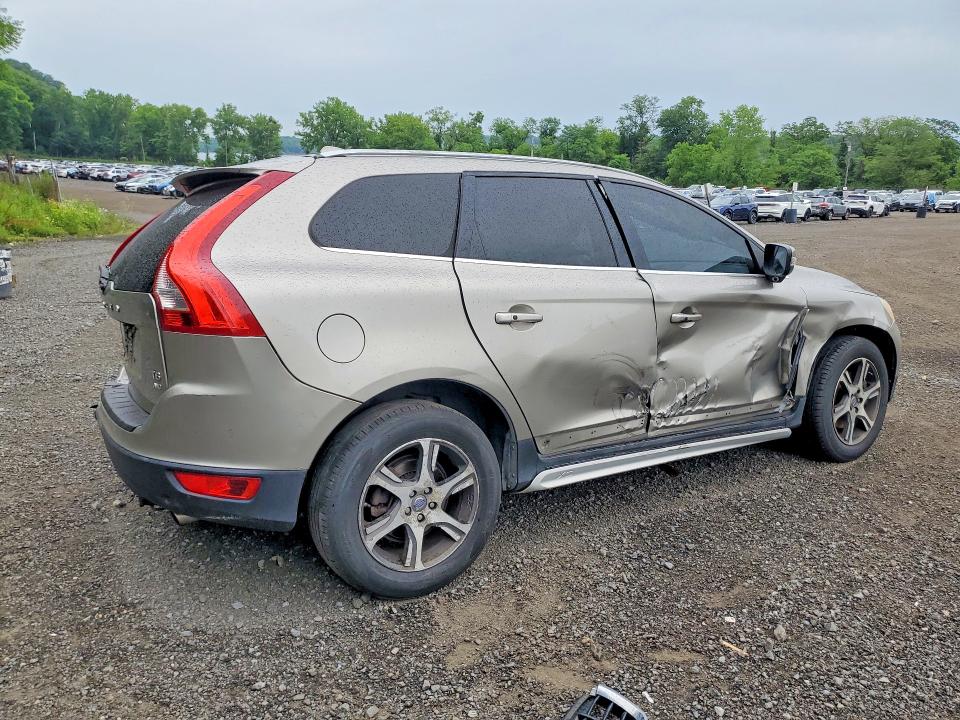 2012 Volvo VIN YV4902DZ1C2268900 COPART salvage auction — REAR END, Ct - Cert Of Title-Salvage, sold $450 on 2026-07-14 (photo 3)