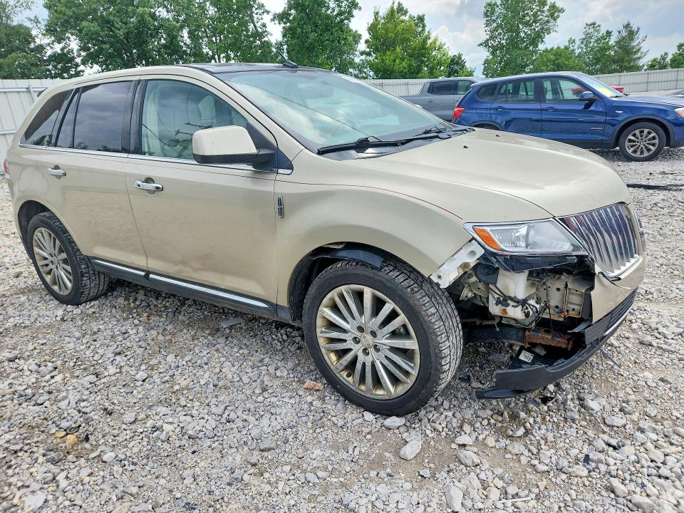 2011 Lincoln Mkx VIN 2LMDJ6JK4BBJ16868 COPART salvage auction — FRONT END, MI - CERTIFICATE OF TITLE, sold $525 on 2026-07-09 (photo 4)