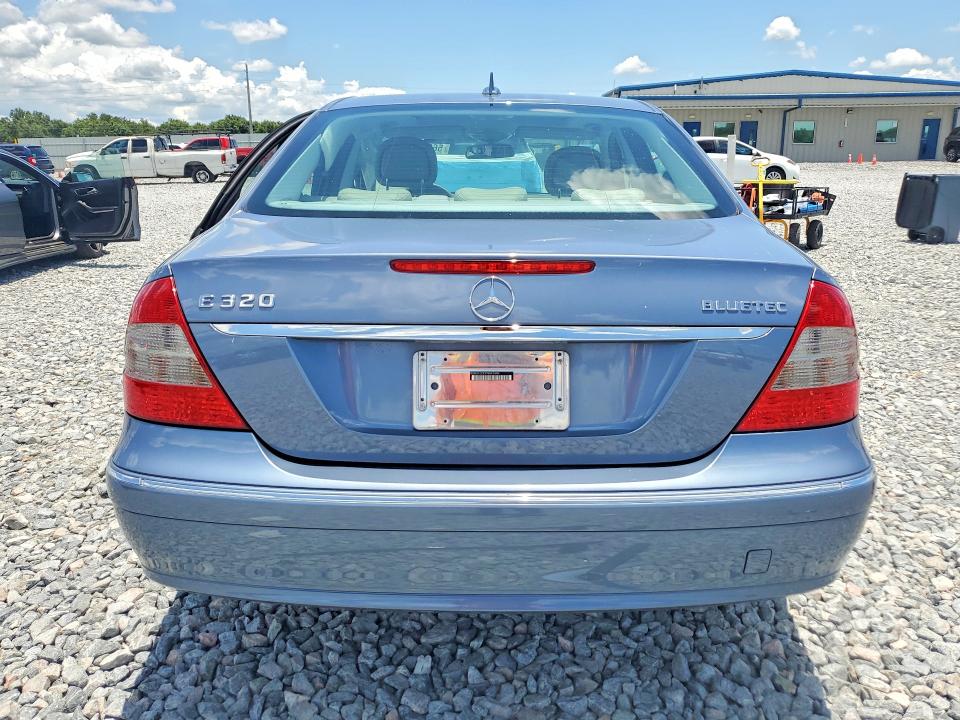 2007 Mercedes-benz E-klasse VIN WDBUF22X37B091400 COPART salvage auction — SIDE, Fl - Cert Of Title Slvg Rebuildable, sold $525 on 2026-07-10 (photo 6)