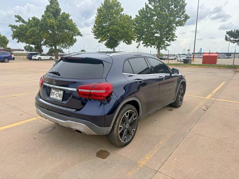 2019 Mercedes-benz Gla-klasse VIN WDCTG4EB2KU003952 COPART salvage auction — MINOR DENT/SCRATCHES, TX - CERTIFICATE OF TITLE (P), sold $10,000 on 2026-07-09 (photo 4)