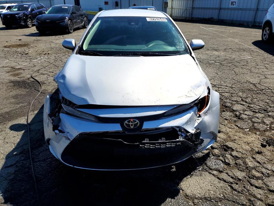 2022 Toyota Corolla VIN 5YFEPMAEXNP273897 COPART salvage auction — FRONT END, CA - CERTIFICATE OF TITLE, sold $2,550 on 2026-07-16 (photo 5)