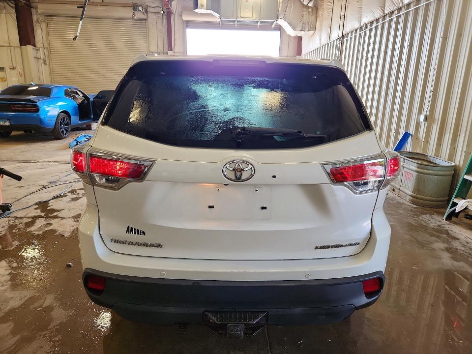 2015 Toyota VIN 5TDDKRFH6FS214641 COPART salvage auction — FRONT END, Wi - Certificate Of Title, sold $9,100 on 2026-07-20 (photo 6)