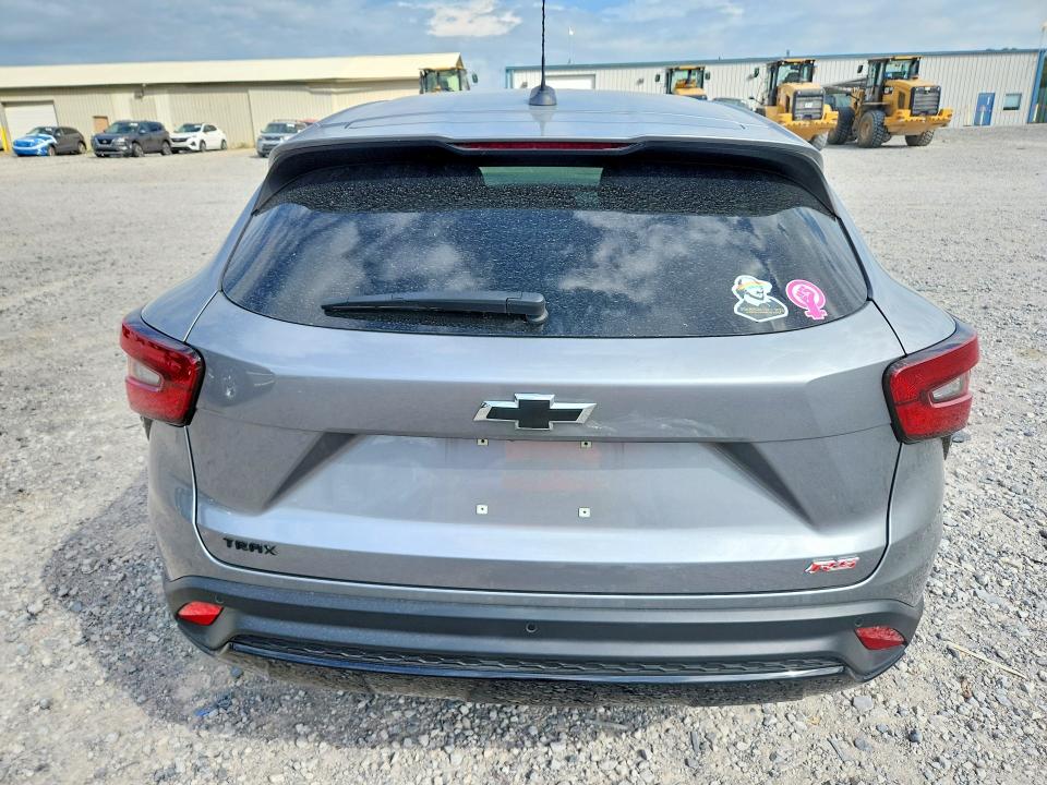 2025 Chevrolet Trax VIN KL77LGEP8SC042046 COPART salvage auction — FRONT END, TN - SALVAGE CERTIFICATE, sold $4,750 on 2026-07-30 (photo 6)
