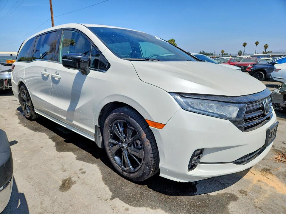 2023 Honda Odyssey VIN 5FNRL6H70PB035393 COPART salvage auction — REAR END, CA - CERTIFICATE OF TITLE, sold $5,700 on 2026-07-09 (photo 4)