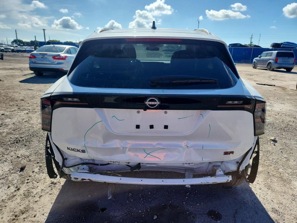 2026 Nissan Kicks VIN 3N8AP6DA9TL325165 COPART salvage auction — REAR END, Fl - Cert Of Title Slvg Rebuildable, sold $9,900 on 2026-08-19 (photo 6)