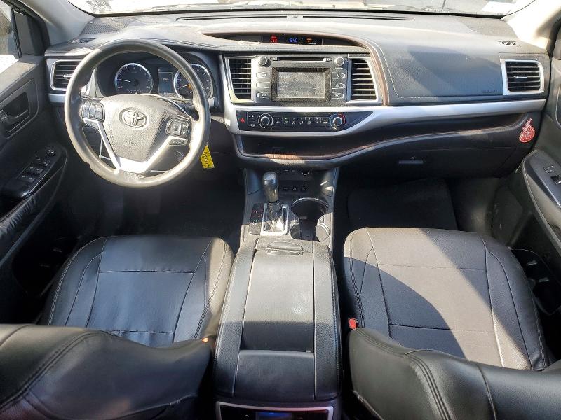 2019 Toyota VIN 5TDBZRFH4KS736312 COPART salvage auction — FRONT END, NY - CERTIFICATE OF TITLE, sold $4,250 on 2026-07-09 (photo 8)