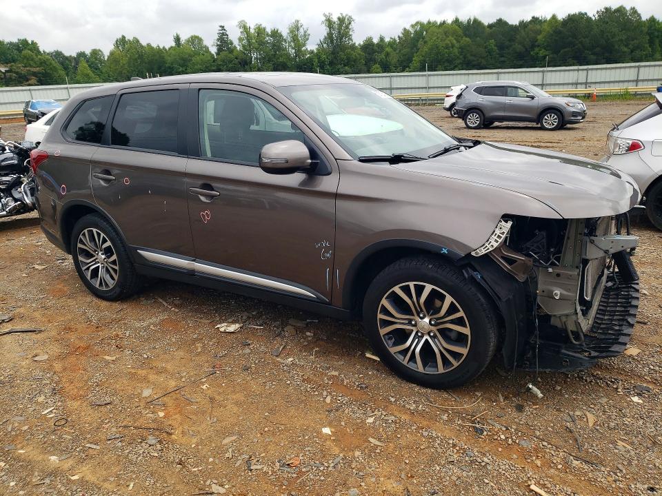 2017 Mitsubishi Outlander VIN JA4AZ3A32HZ054518 COPART salvage auction — FRONT END, Va - Certificate Of Title, sold $2,450 on 2026-07-10 (photo 4)