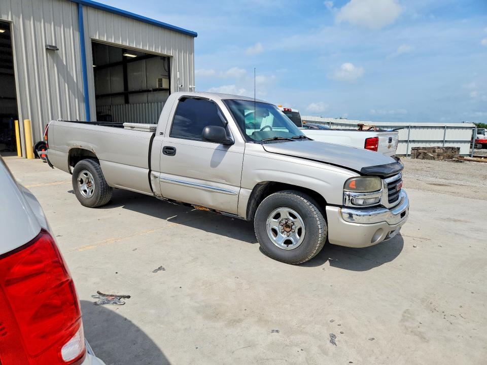 2004 Gmc SIERRA VIN 1GTEC14T24Z207403 COPART salvage auction — REAR END, In - Cert Of Title-Salvage Title, sold $3,550 on 2026-07-09 (photo 4)