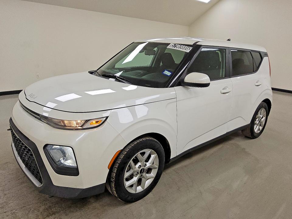 2022 Kia Soul VIN KNDJ23AU6N7165292 COPART salvage auction — MINOR DENT/SCRATCHES, Tx - Certificate Of Title, sold $4,300 on 2026-07-21 (photo 1)