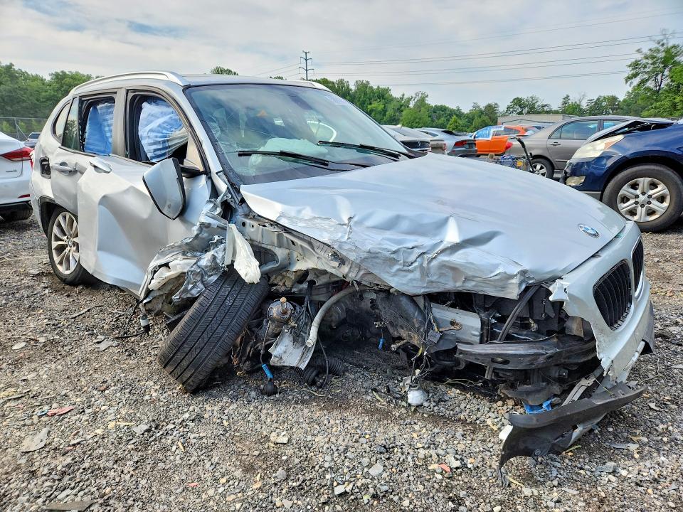 2014 BMW X1 VIN WBAVL1C54EVY15125 COPART salvage auction — FRONT END, Md - Cert Of Salvage > 75% Damage, sold $275 on 2026-07-31 (photo 4)