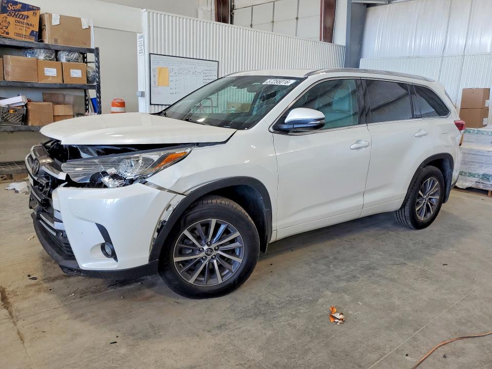 2017 Toyota Highlander VIN 5TDJZRFH1HS519305 COPART salvage auction — FRONT END, Ne - Cert Of Title-Salvage, sold $7,800 on 2026-07-14 (photo 1)
