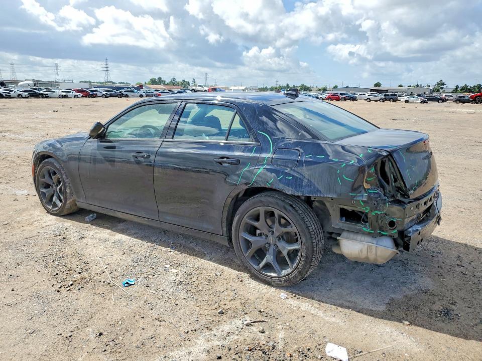 2021 Chrysler 300 VIN 2C3CCABG3MH660723 COPART salvage auction — REAR END, Id - Salvage Certificate Of Title, sold $8,500 on 2026-08-28 (photo 2)
