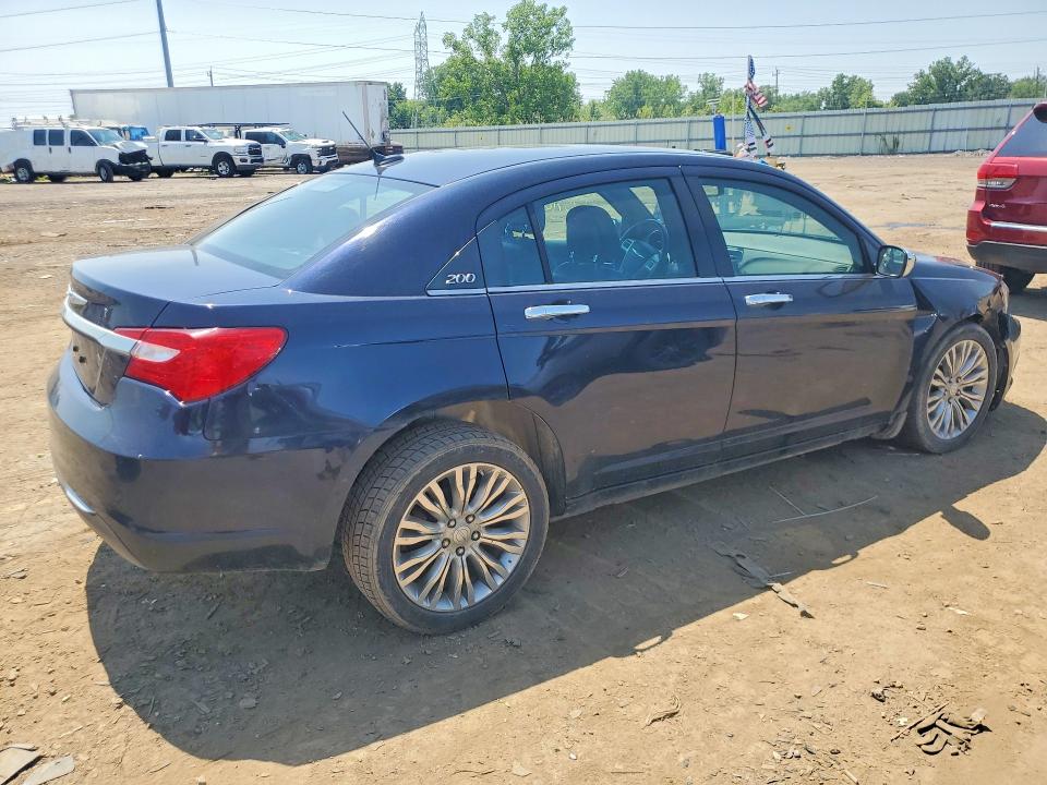 2012 Chrysler 200 VIN 1C3CCBCG9CN326643 COPART salvage auction — FRONT END, Mi - Dealer Only Clean Title (P), sold $400 on 2026-07-10 (photo 3)
