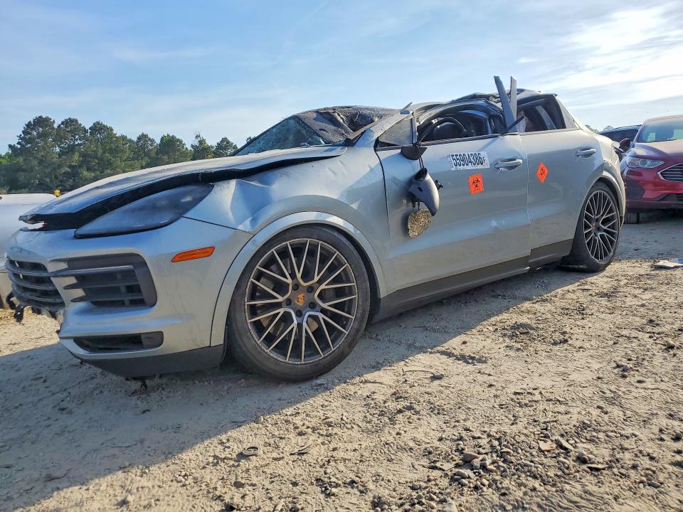 2020 Porsche Cayenne VIN WP1BB2AY7LDA57777 COPART salvage auction — ENGINE BURN, VA - CERT OF TITLE - SALVAGE, sold $2,750 on 2026-07-21 (photo 1)