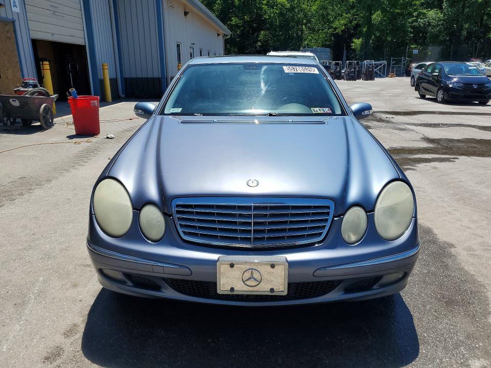 2006 Mercedes-benz E-class VIN WDBUF87J96X208213 COPART salvage auction — MINOR DENT/SCRATCHES, In - Certificate Of Title, sold $575 on 2026-07-21 (photo 5)