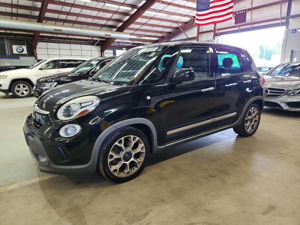 2014 Fiat VIN ZFBCFADH3EZ010772 COPART salvage auction — MINOR DENT/SCRATCHES, Ct - Certificate Of Title (P), sold $2,000 on 2026-07-09 (photo 1)