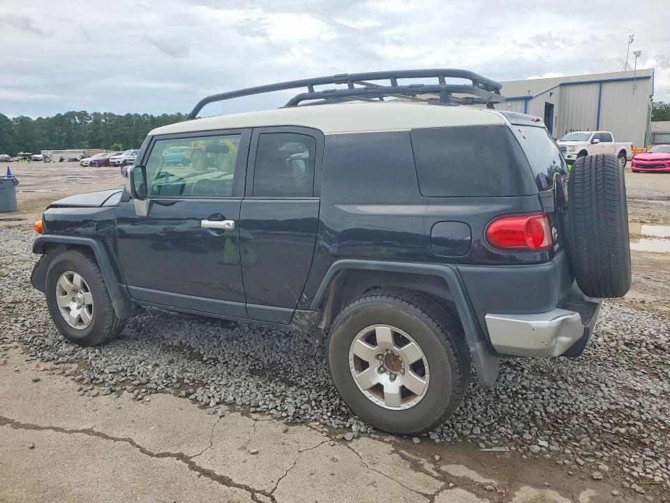 2008 Toyota Fj cruiser VIN JTEZU11F28K007919 COPART salvage auction — FRONT END, Ms - Cert Of Title-Salvaged, sold $3,400 on 2026-07-10 (photo 2)