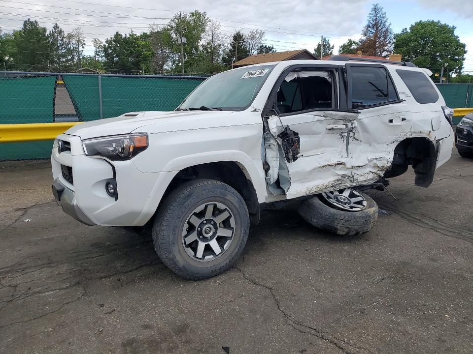 2021 Toyota 4runner VIN JTERU5JRXM5951168 COPART salvage auction — SIDE, Co - Public - Salvage Title, sold $875 on 2026-07-30 (photo 1)