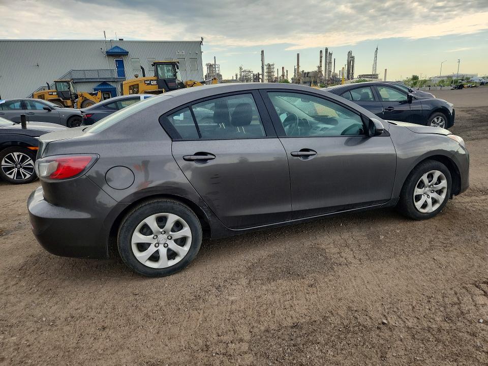 2012 Mazda 3 VIN JM1BL1UF2C1666747 COPART salvage auction — REAR END, Qc - Gravement Accidente, sold $775 on 2026-07-21 (photo 3)