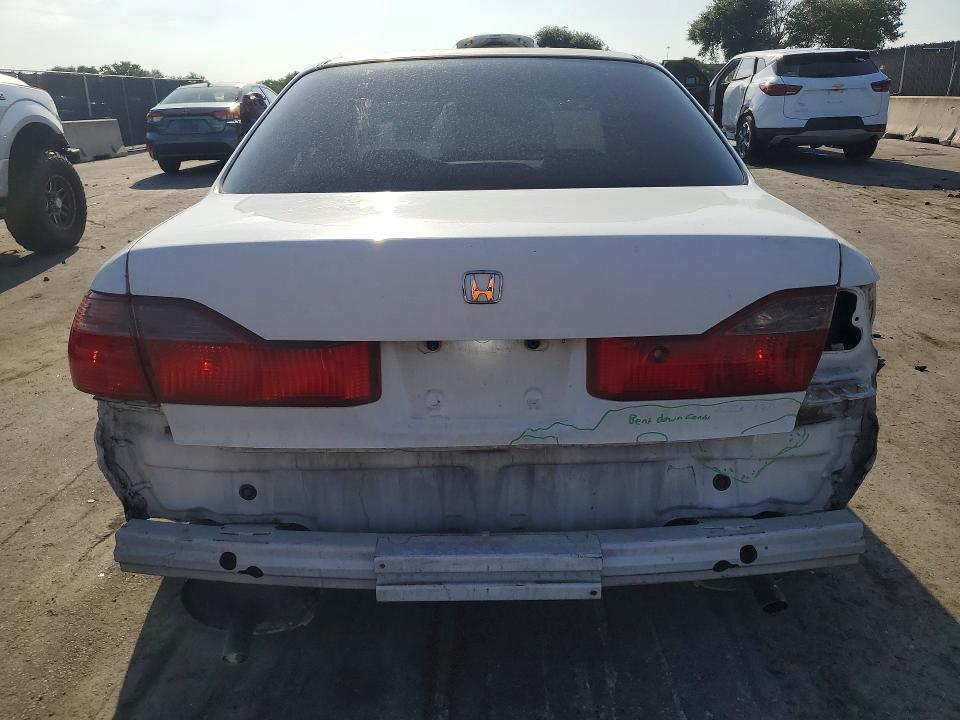 1998 Honda Accord VIN 1HGCG1659WA055911 COPART salvage auction — REAR END, FL - CERT OF TITLE SLVG REBUILDABLE, sold $375 on 2026-07-02 (photo 6)
