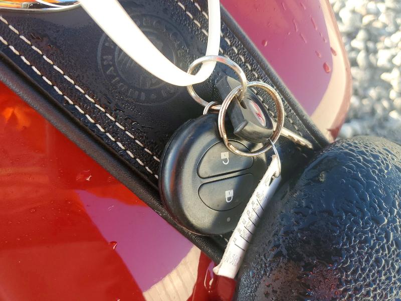 2017 Indian motorcycle co. Springfield VIN 56KTHAAA6H3346514 COPART salvage auction — FRONT END, FL - CERT OF TITLE SLVG REBUILDABLE, sold $90 on 2026-07-09 (photo 8)