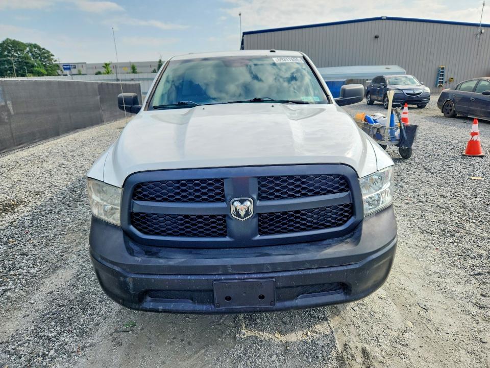 2019 Ram 1500 VIN 3C6JR7DG6KG600005 COPART salvage auction — MINOR DENT/SCRATCHES, Ny - Certificate Of Title, sold $2,400 on 2026-07-19 (photo 5)