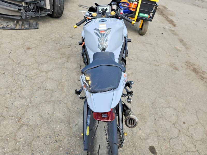 2024 Suzuki Gsx-r VIN JS1DM11B1R7100442 COPART salvage auction — ROLLOVER, Pa - Certificate Of Salvage, sold $6,200 on 2026-07-02 (photo 6)