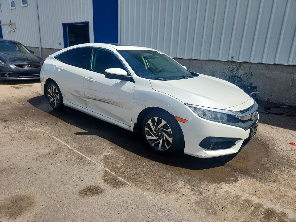 2016 Honda VIN 2HGFC2F77GH005995 COPART salvage auction — SIDE, PE - CLEAN TITLE, sold $2,750 on 2026-07-02 (photo 4)