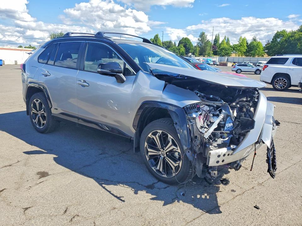 2025 Toyota Rav 4 VIN JTMFB3FV9SD276861 COPART salvage auction — FRONT END, Or - Salvage Title Certificate, sold $350 on 2026-07-29 (photo 4)