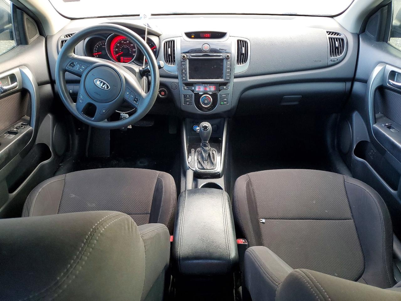 2013 Kia Forte VIN KNAFU6A24D5670660 COPART salvage auction — Front End, TX - SALVAGE VEHICLE TITLE, sold $875 on 2026-07-09 (photo 8)
