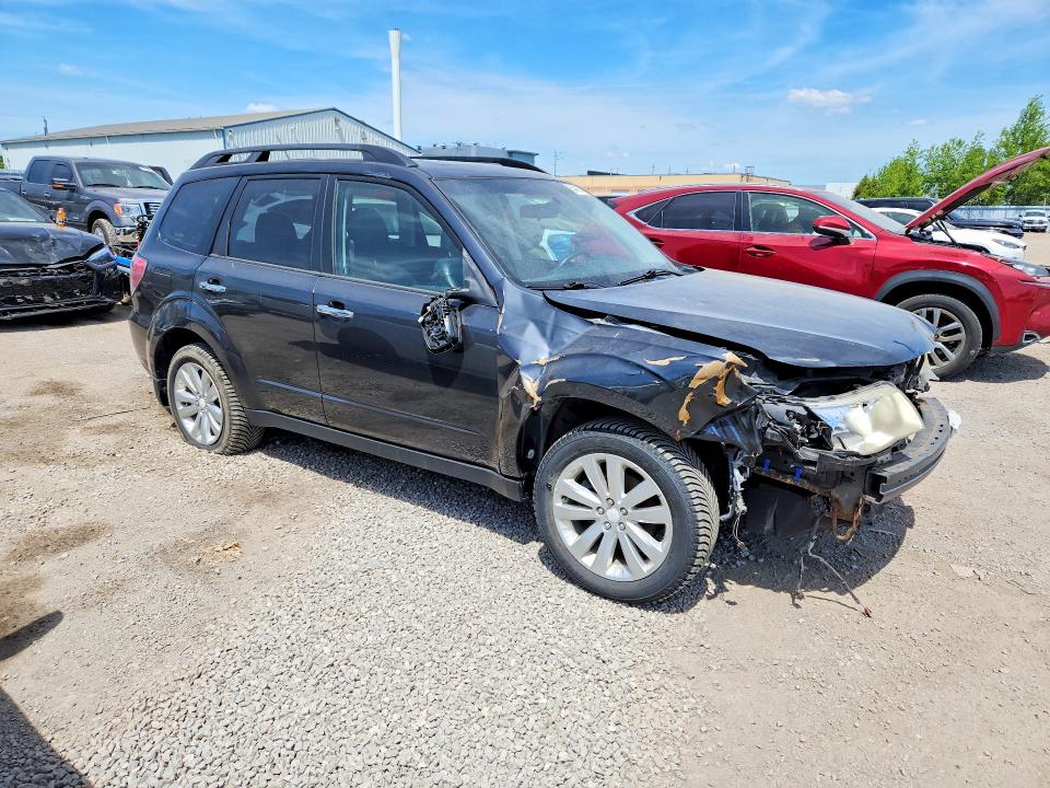 2012 Subaru Forester VIN JF2SHCEC1CH437874 COPART salvage auction — FRONT END, On - Permit No Brand - Unfit, sold $300 on 2026-07-09 (photo 4)