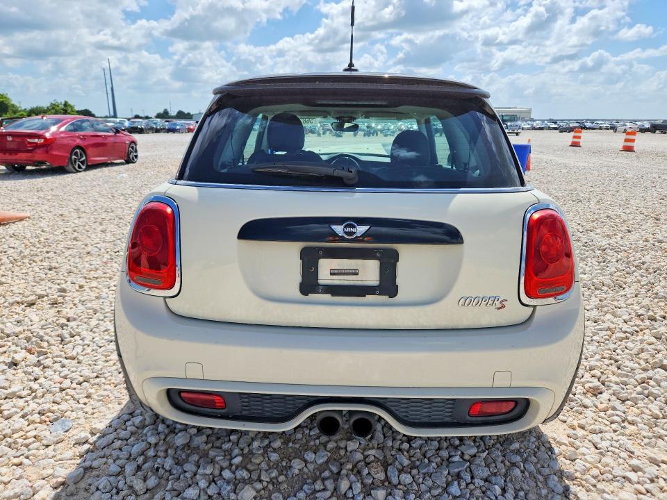 2014 Mini Cooper VIN WMWXM7C50ET926260 COPART salvage auction — FRONT END, Tx - Salvage Vehicle Title, sold $1,450 on 2026-07-16 (photo 6)