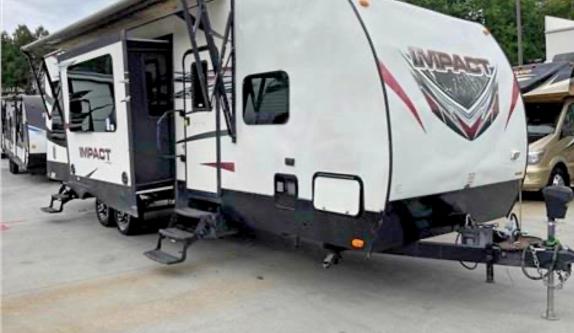 2015 Keystone Keystone VIN 4YDT30328FF815535 COPART salvage auction — MINOR DENT/SCRATCHES, AR - CERTIFICATE OF TITLE (P), sold $8,500 on 2026-07-07 (photo 1)