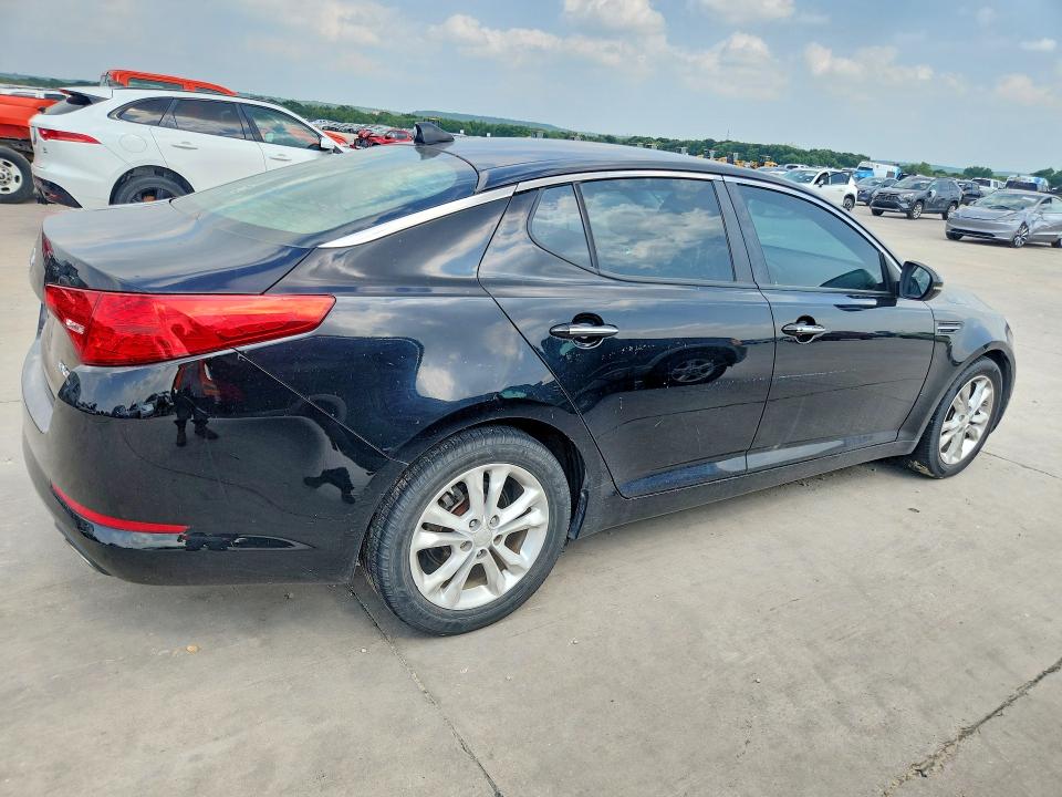 2012 Kia Optima VIN 5XXGN4A70CG084844 COPART salvage auction — SIDE, Tx - Cert Of Title-Rebuilt Salvage, sold $175 on 2026-07-09 (photo 3)