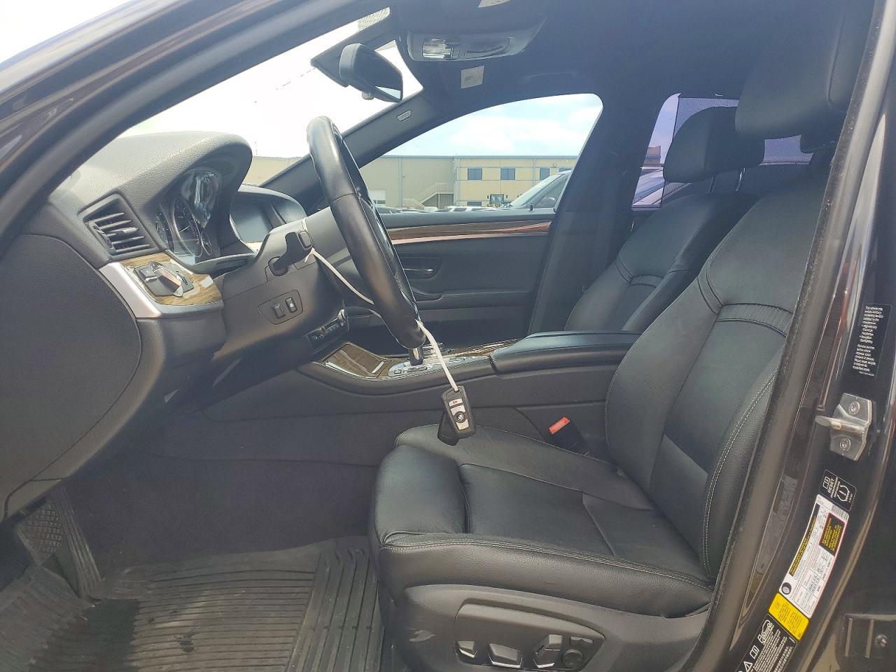 2014 BMW 5 Series VIN WBA5B3C58ED535230 COPART salvage auction — Rear End, TX - SALVAGE VEHICLE TITLE, sold $4,600 on 2026-06-25 (photo 7)