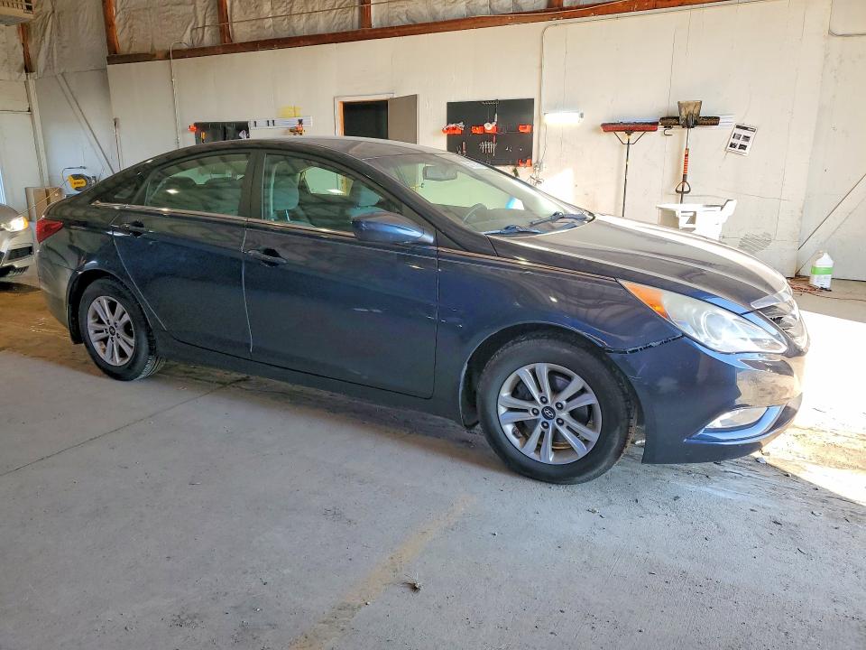2013 Hyundai Sonata VIN 5NPEB4ACXDH567213 COPART salvage auction — VANDALISM, Ky - Cert Of Title-Salvage, sold $325 on 2026-07-13 (photo 4)