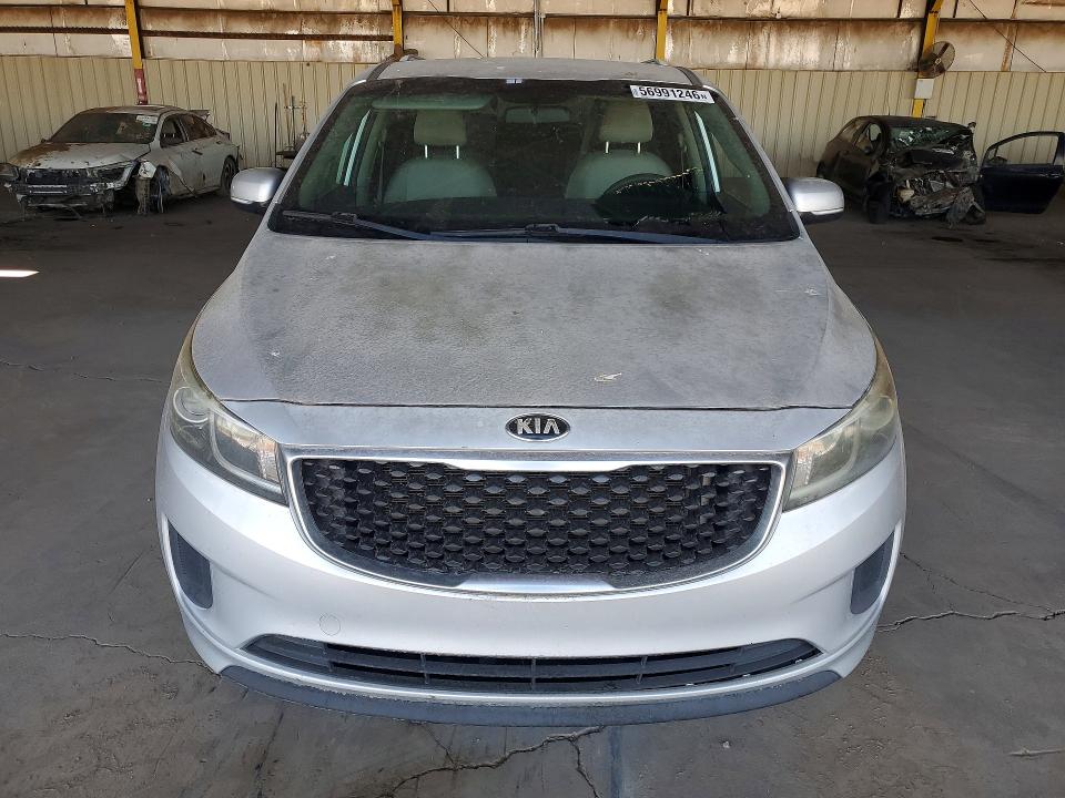 2015 Kia SEDONA VIN KNDMB5C13F6073687 COPART salvage auction — MINOR DENT/SCRATCHES, AZ - CERTIFICATE OF TITLE, sold $200 on 2026-07-13 (photo 5)